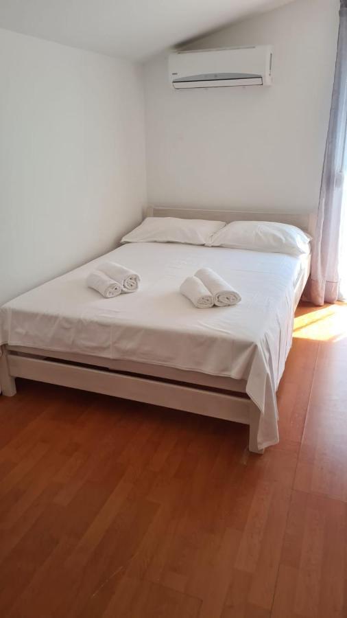 Golub Apartment